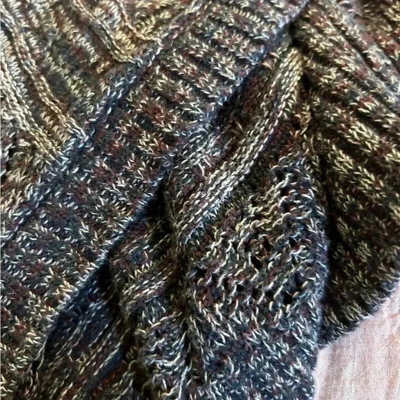 Women’s American Eagle Cardigan Size Medium - Picture 4 of 4